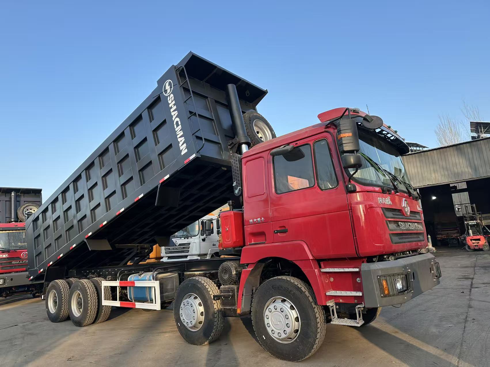 شانشي شاحنة التحميل الثقيلة ذات الهيكل المعلق